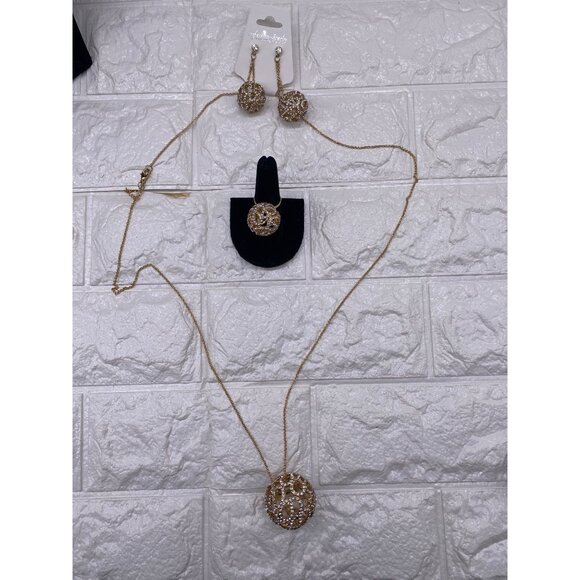 Fashion Jewelry Women’s Necklace Set Gold Plated Rhinestones Earrings & Ring - Picture 12 of 14